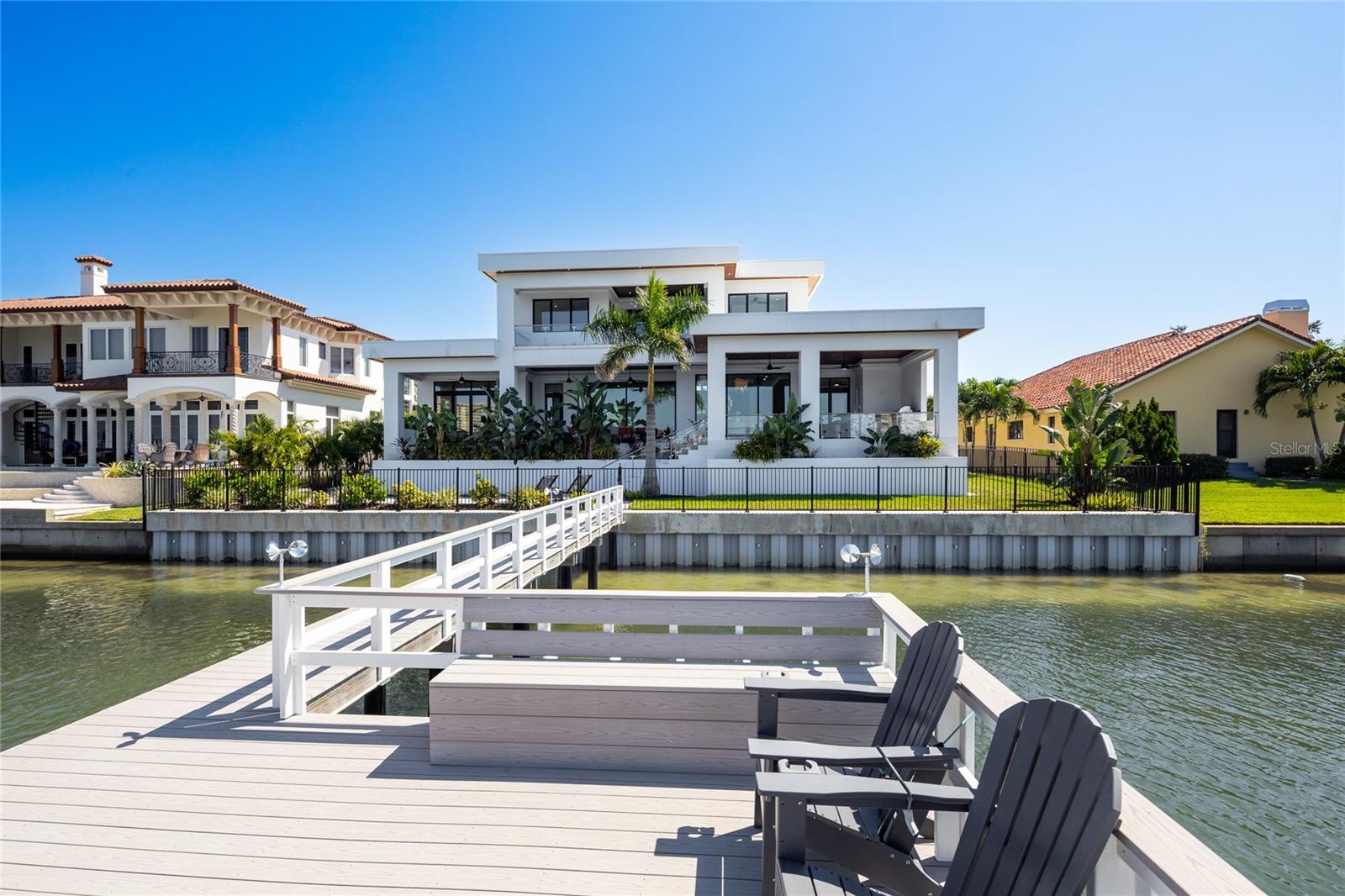 TB8432616 Property Photo