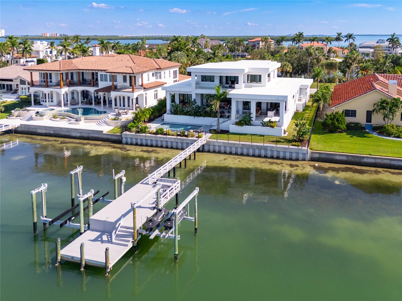 TB8432616 Property Photo