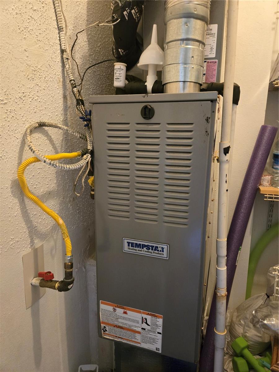 TB8432627 Property Photo