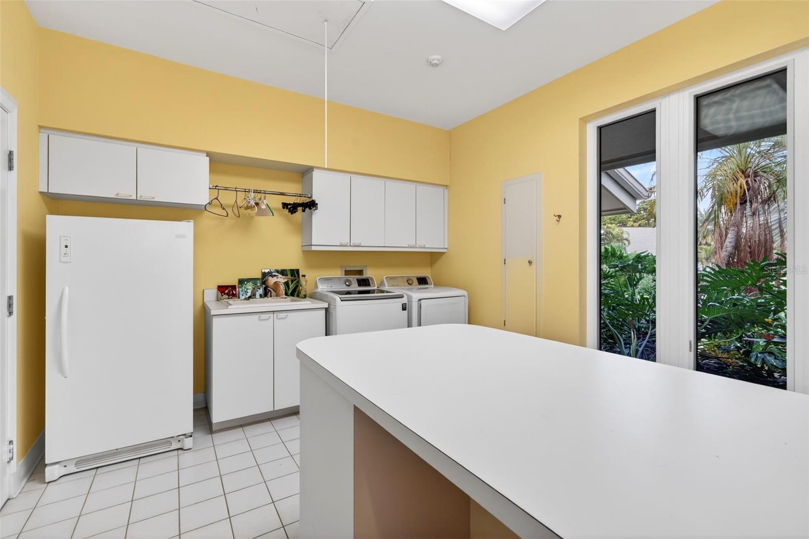 A4666688 Property Photo