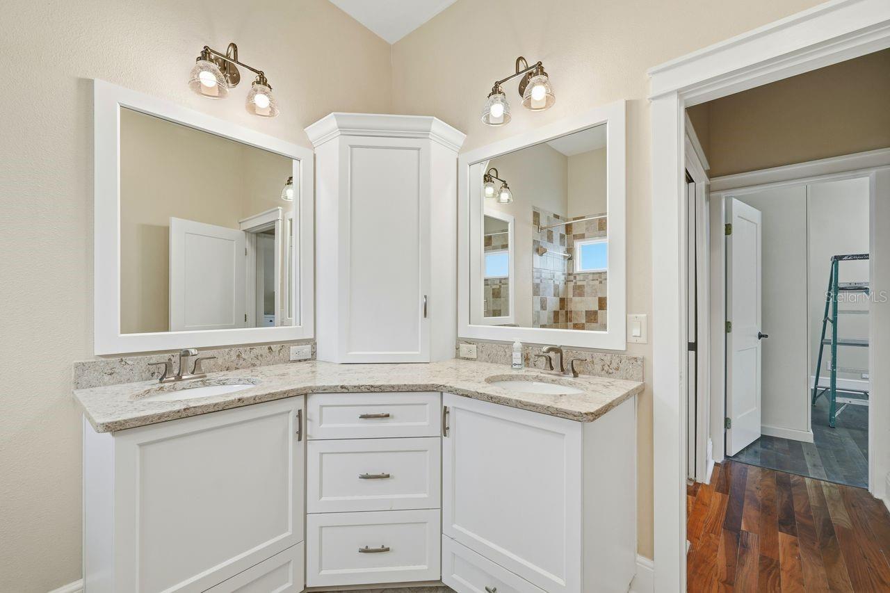 700 WESTFIELD CT, DUNEDIN, FL, 34698