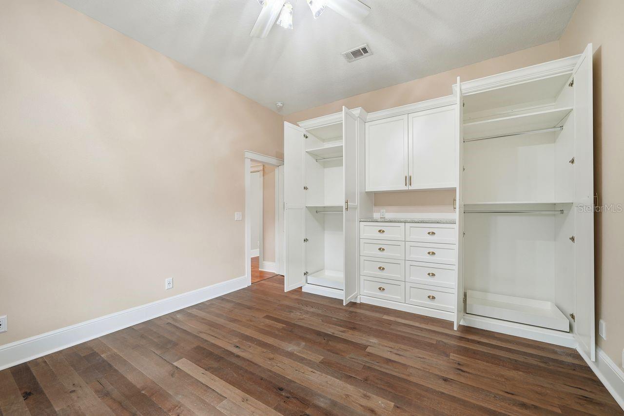 700 WESTFIELD CT, DUNEDIN, FL, 34698