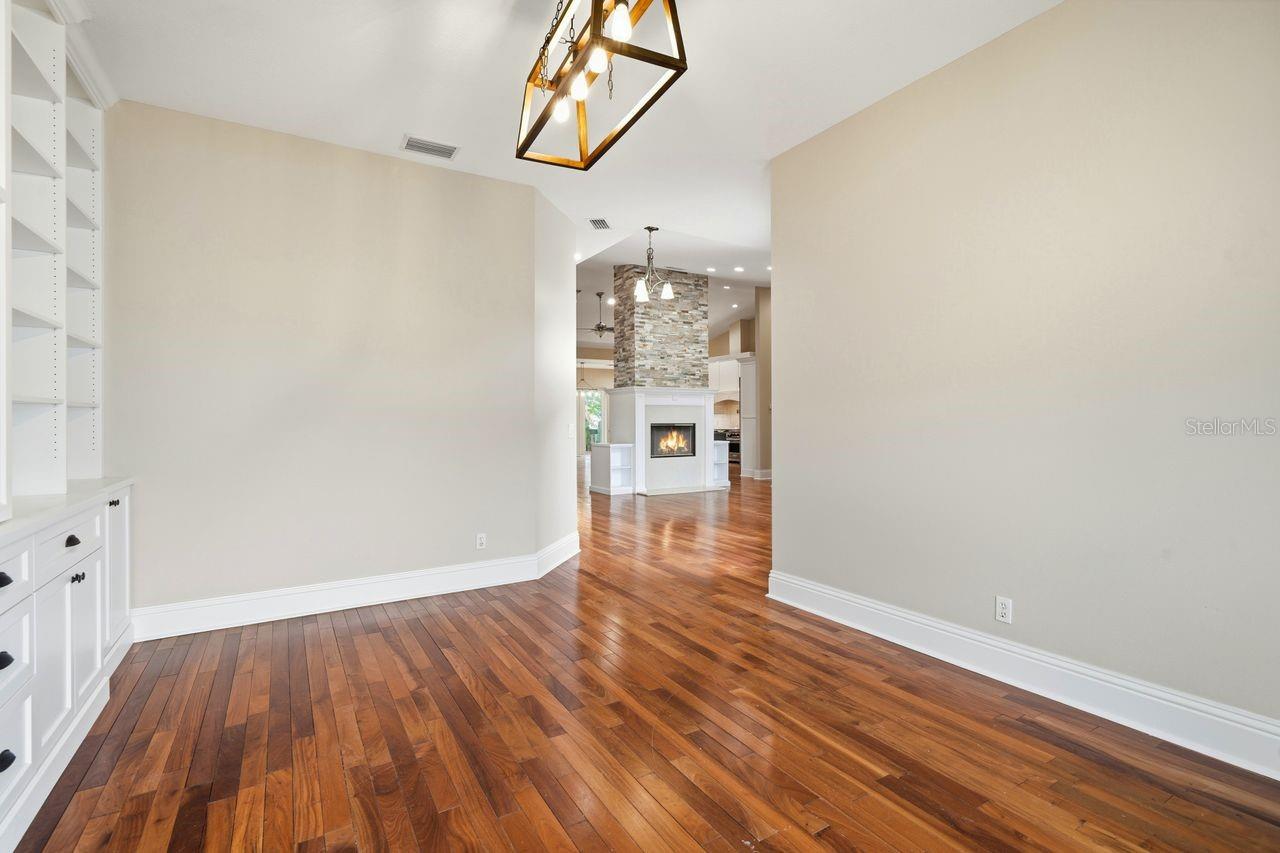 700 WESTFIELD CT, DUNEDIN, FL, 34698