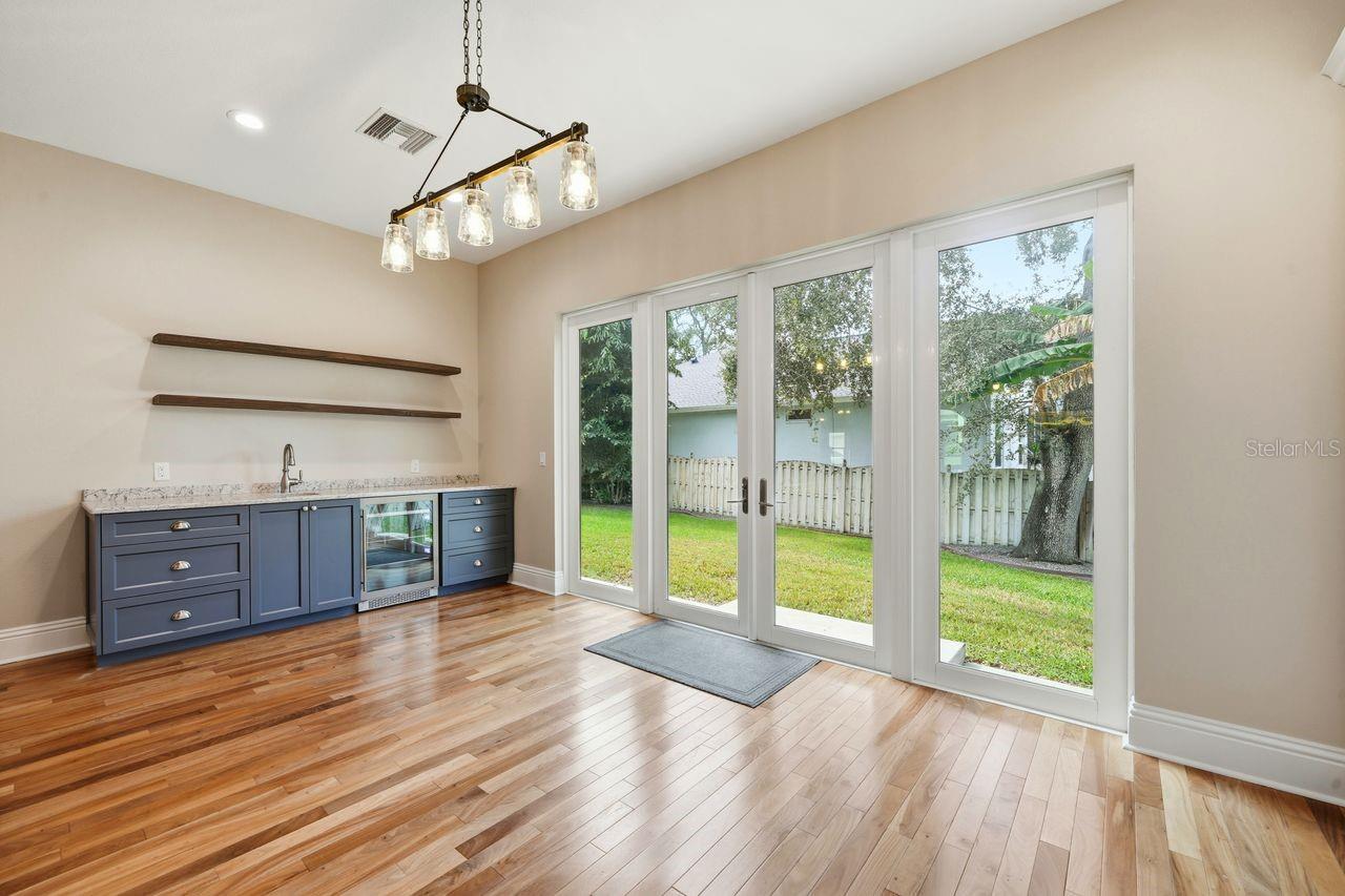 700 WESTFIELD CT, DUNEDIN, FL, 34698