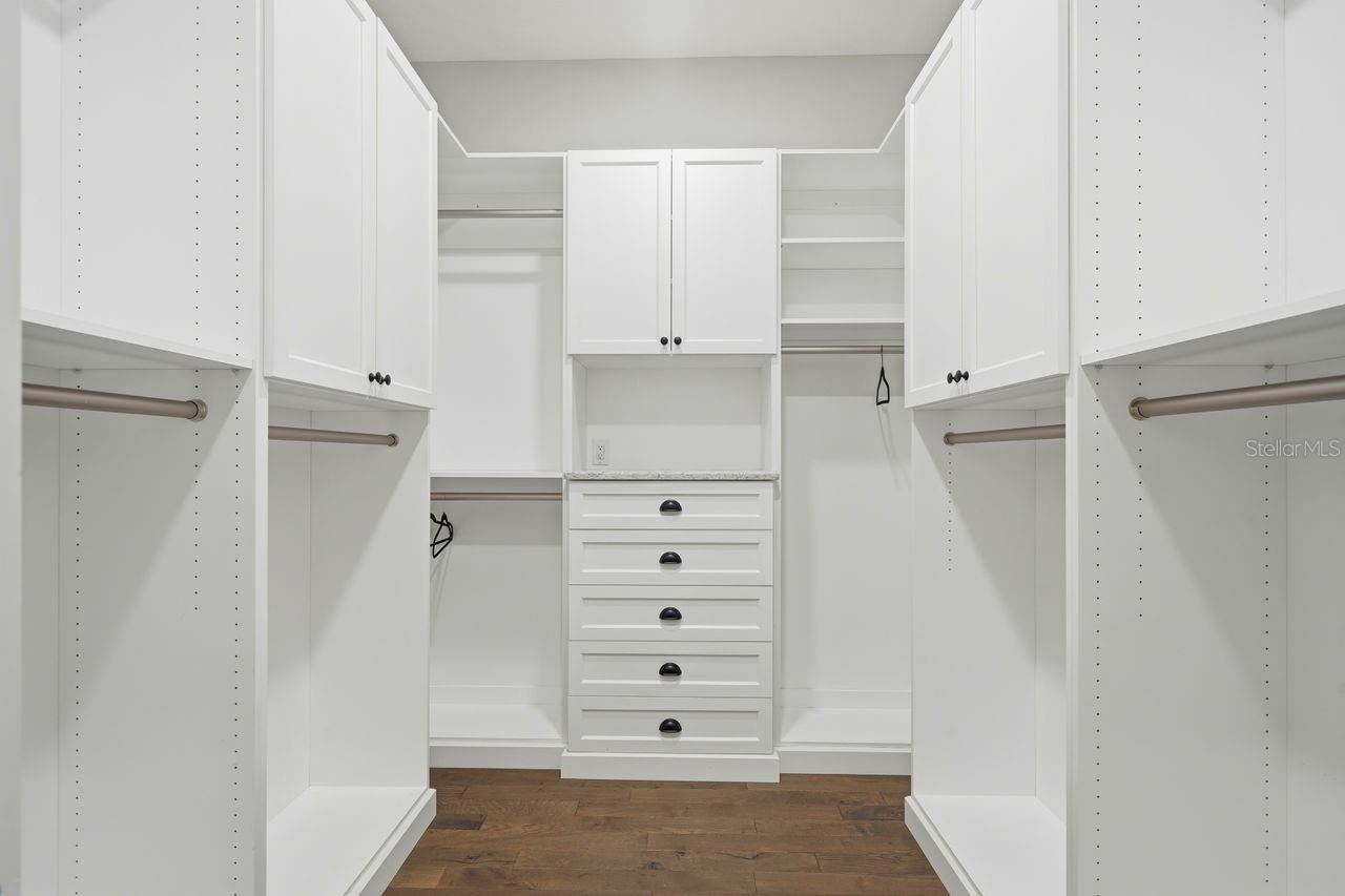 700 WESTFIELD CT, DUNEDIN, FL, 34698