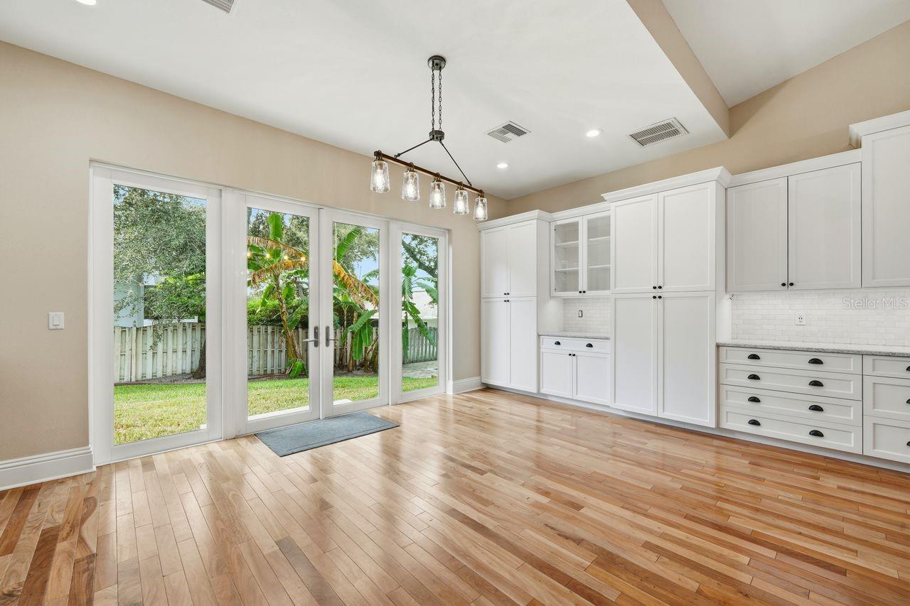 700 WESTFIELD CT, DUNEDIN, FL, 34698