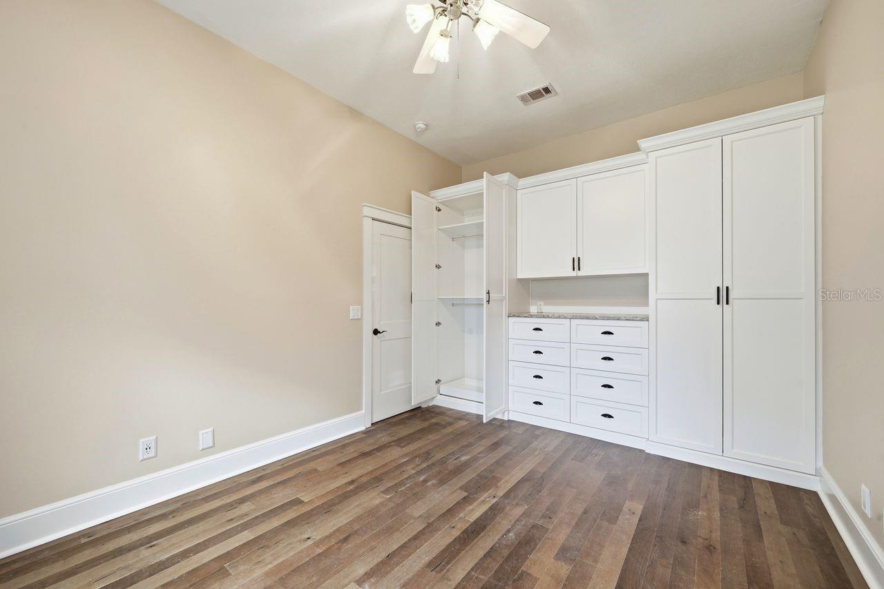 700 WESTFIELD CT, DUNEDIN, FL, 34698