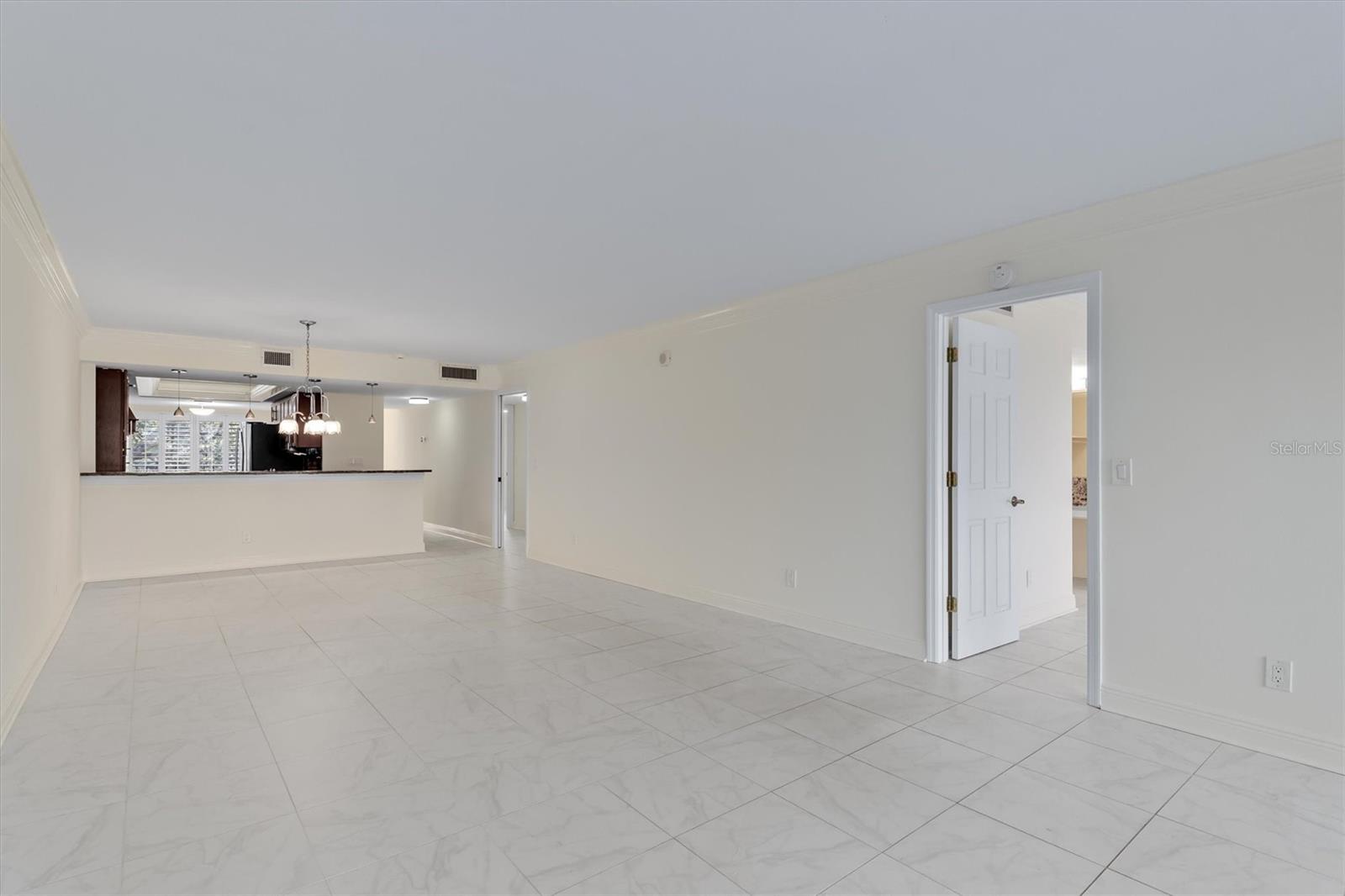 5911 MIDNIGHT PASS RD #206, SARASOTA, FL, 34242