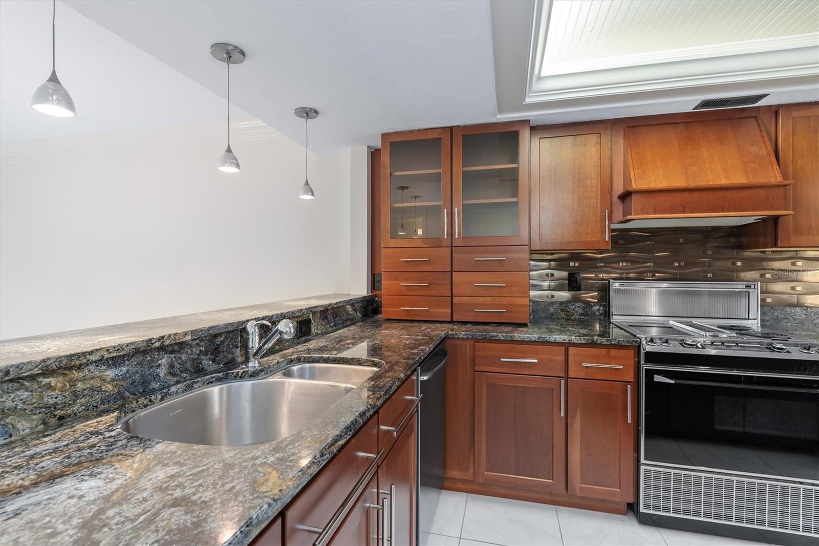 5911 MIDNIGHT PASS RD #206, SARASOTA, FL, 34242