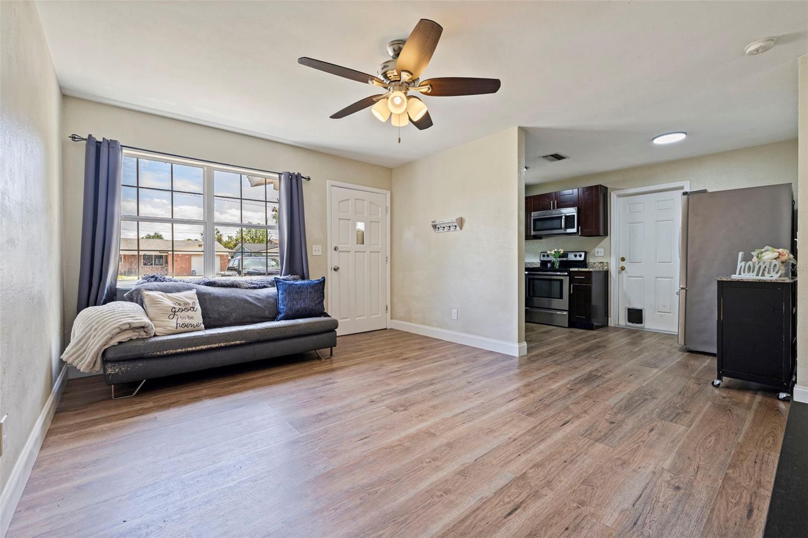 3911 12TH AVE N, ST PETERSBURG, FL, 33713