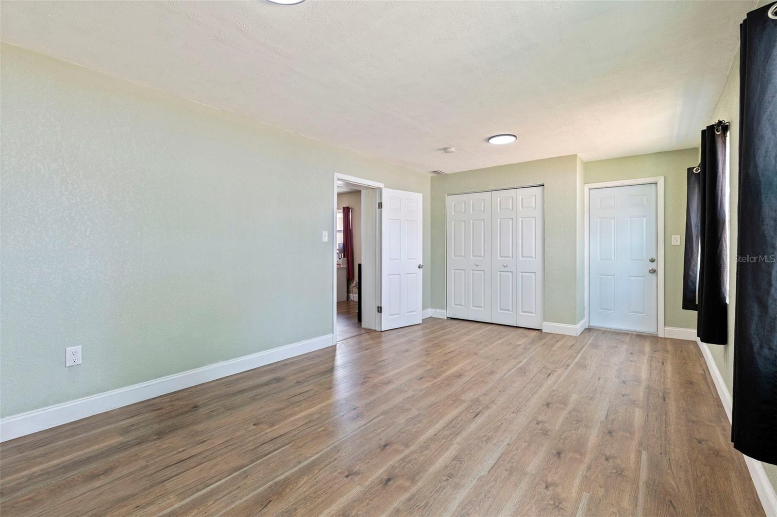 3911 12TH AVE N, ST PETERSBURG, FL, 33713