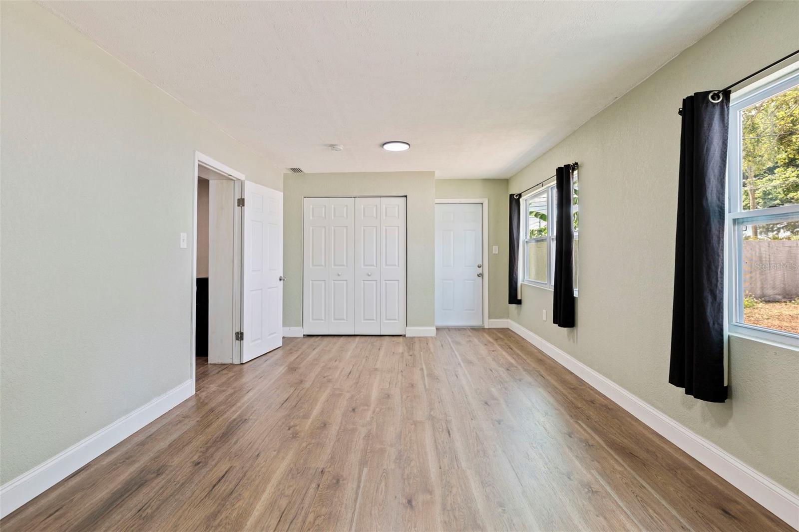 3911 12TH AVE N, ST PETERSBURG, FL, 33713