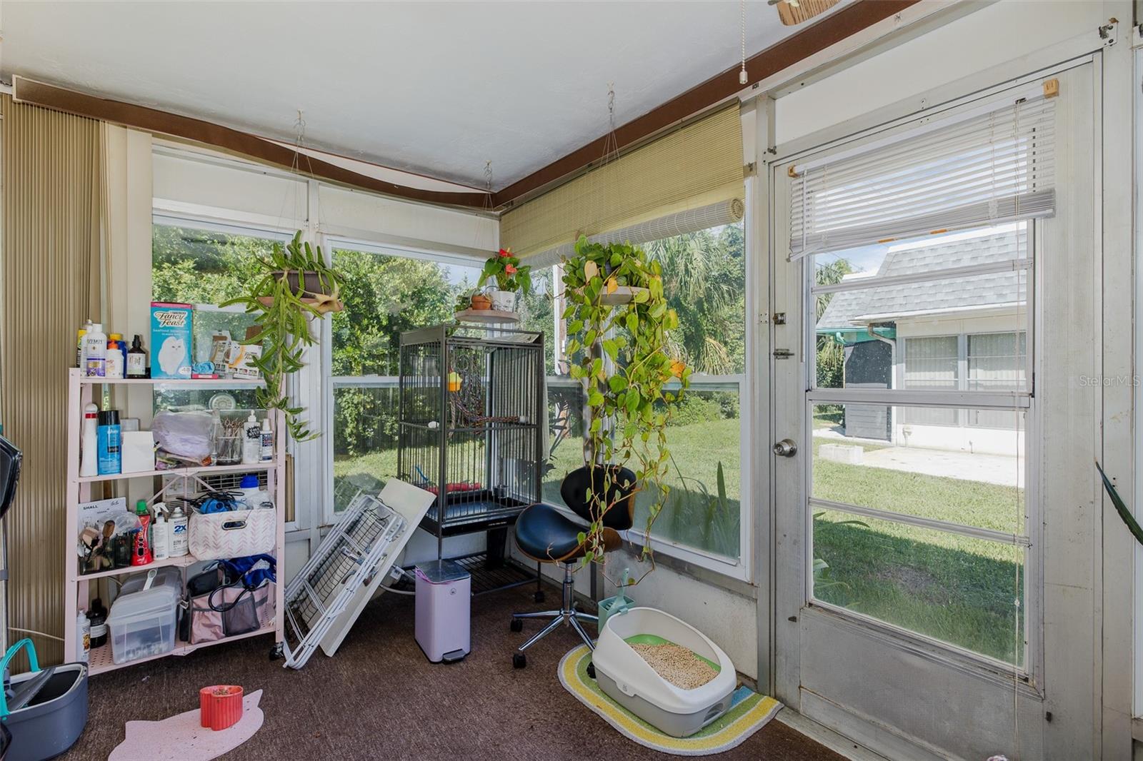 W7879390 Property Photo