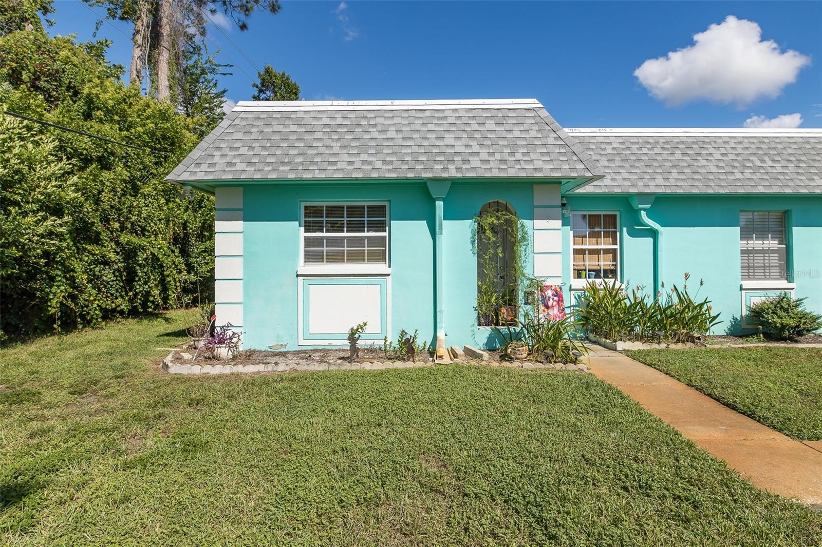 W7879390 Property Photo