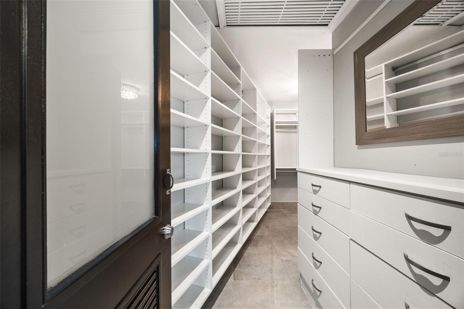 PR9116356 Property Photo