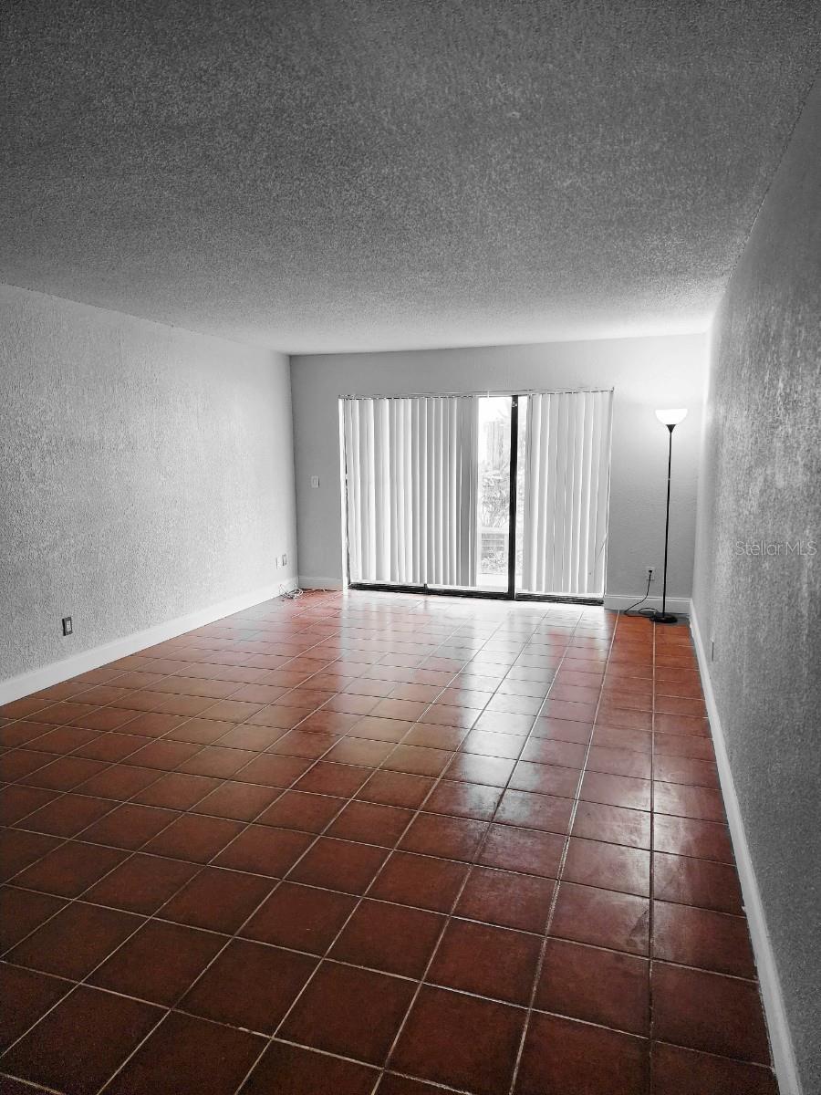 O6348366 Property Photo