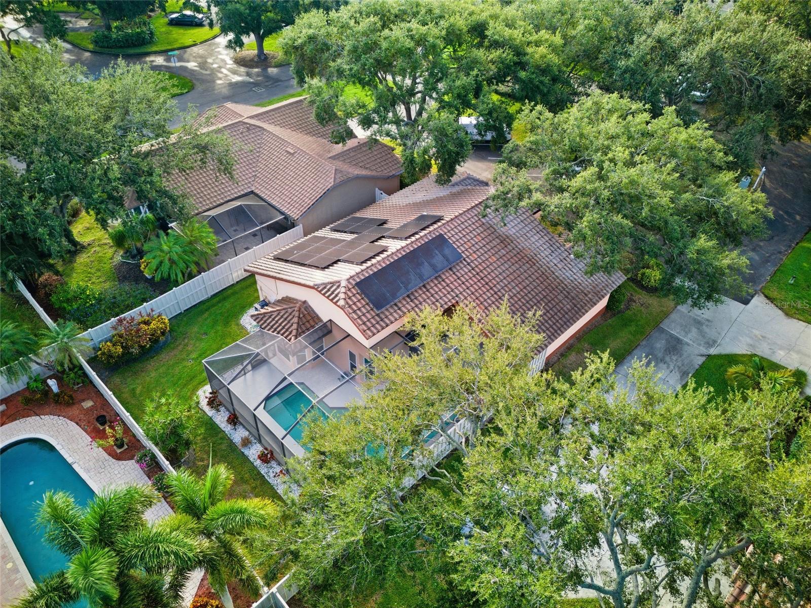 484 AVILA CIR NE, ST PETERSBURG, FL, 33703