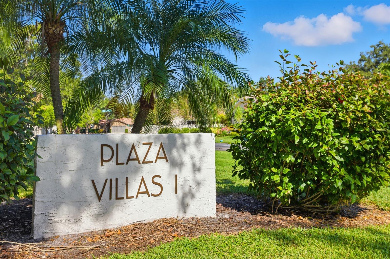 484 AVILA CIR NE, ST PETERSBURG, FL, 33703