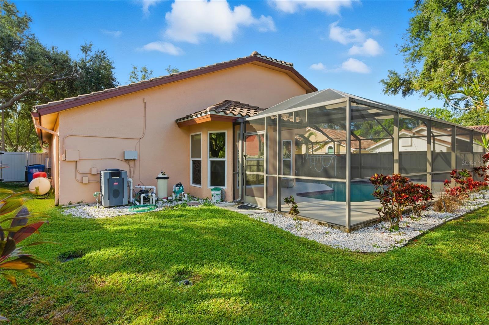 484 AVILA CIR NE, ST PETERSBURG, FL, 33703