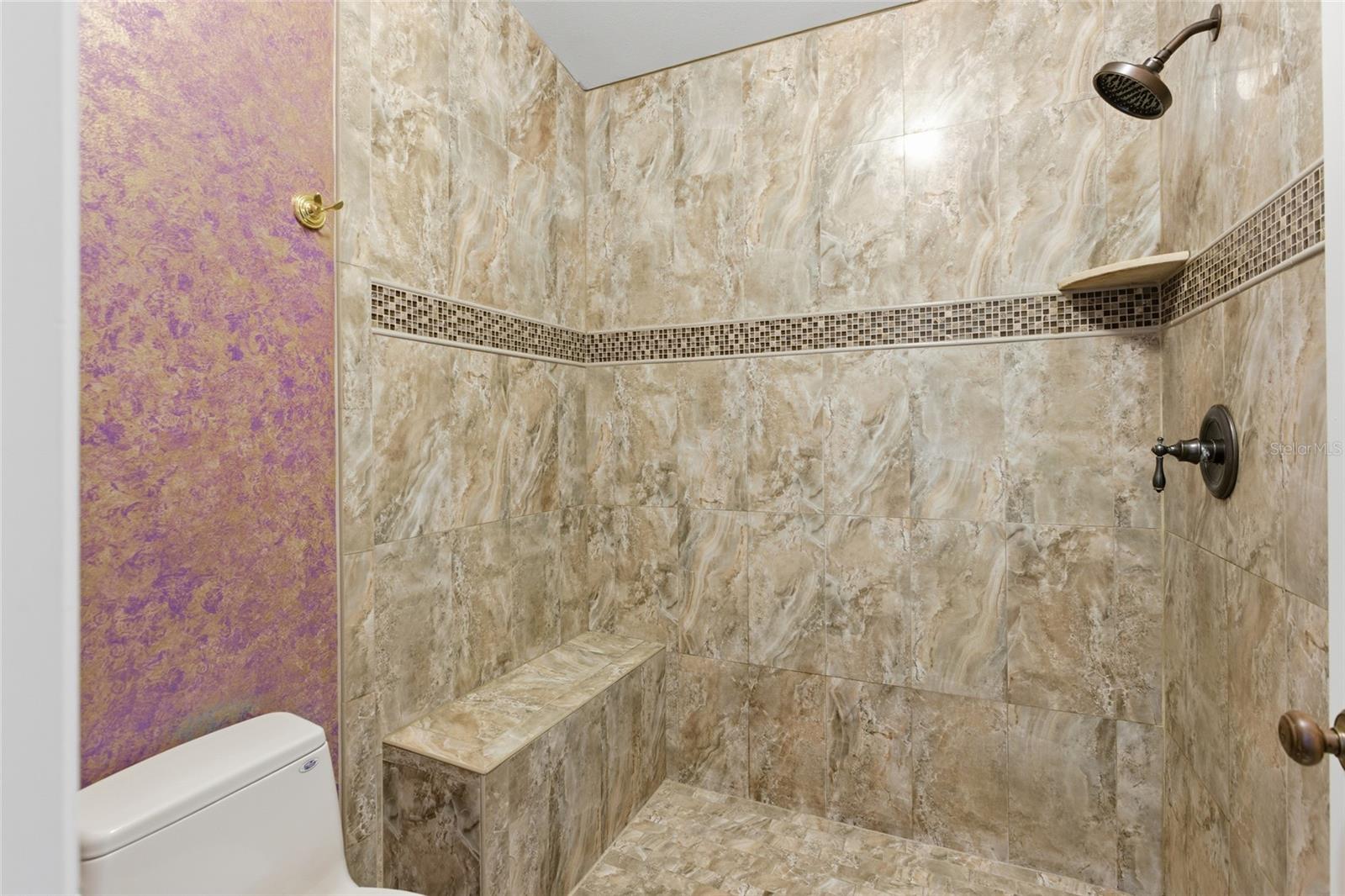 484 AVILA CIR NE, ST PETERSBURG, FL, 33703