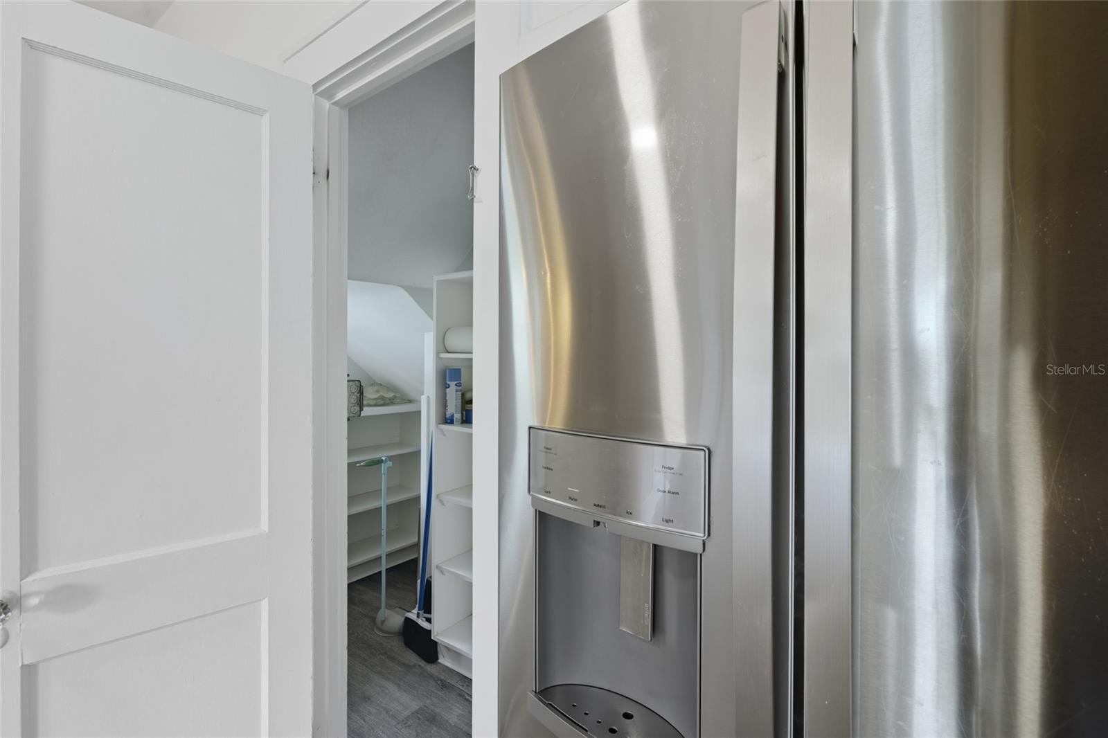 240 9TH AVE N, ST PETERSBURG, FL, 33701