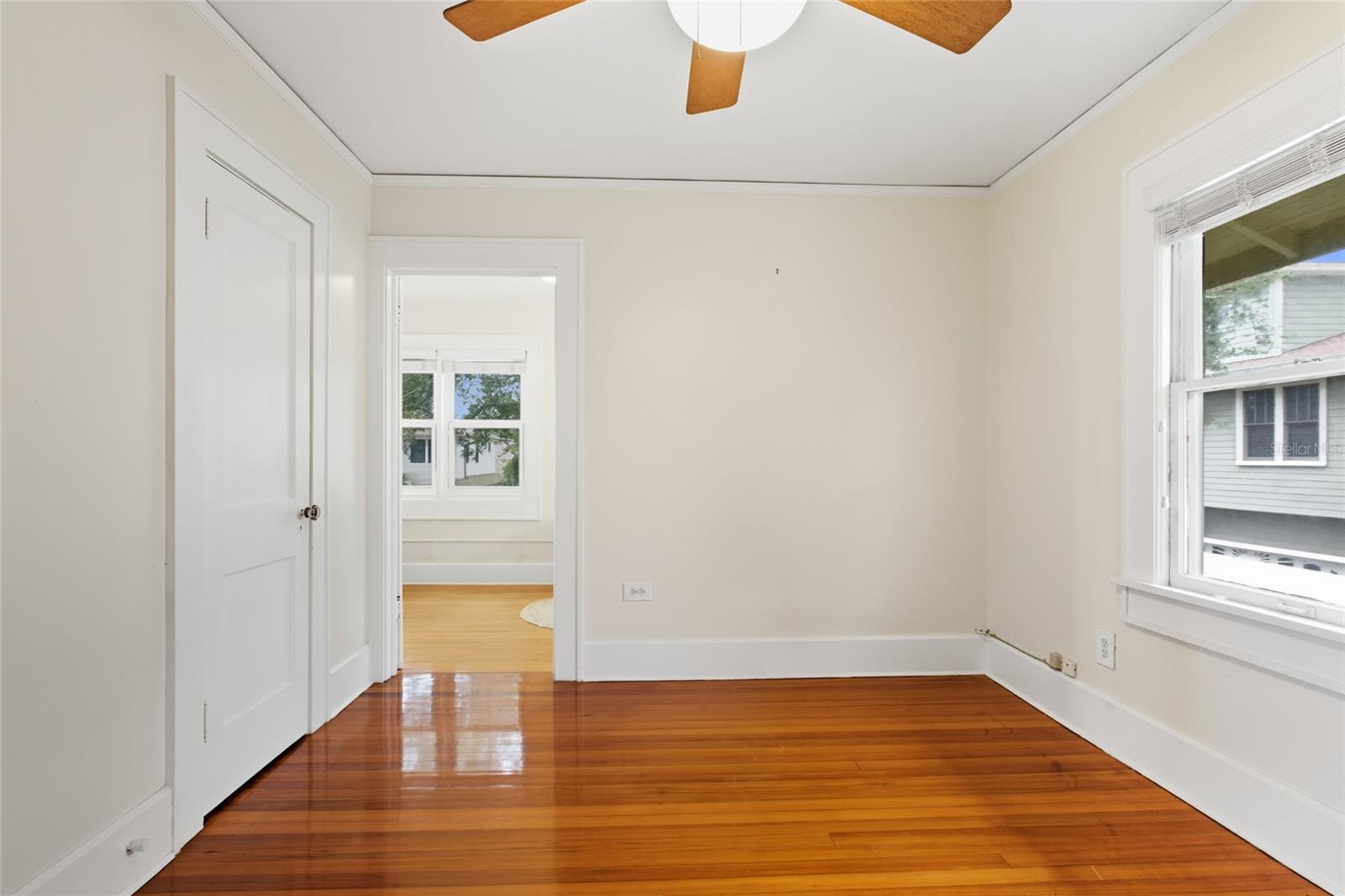 240 9TH AVE N, ST PETERSBURG, FL, 33701