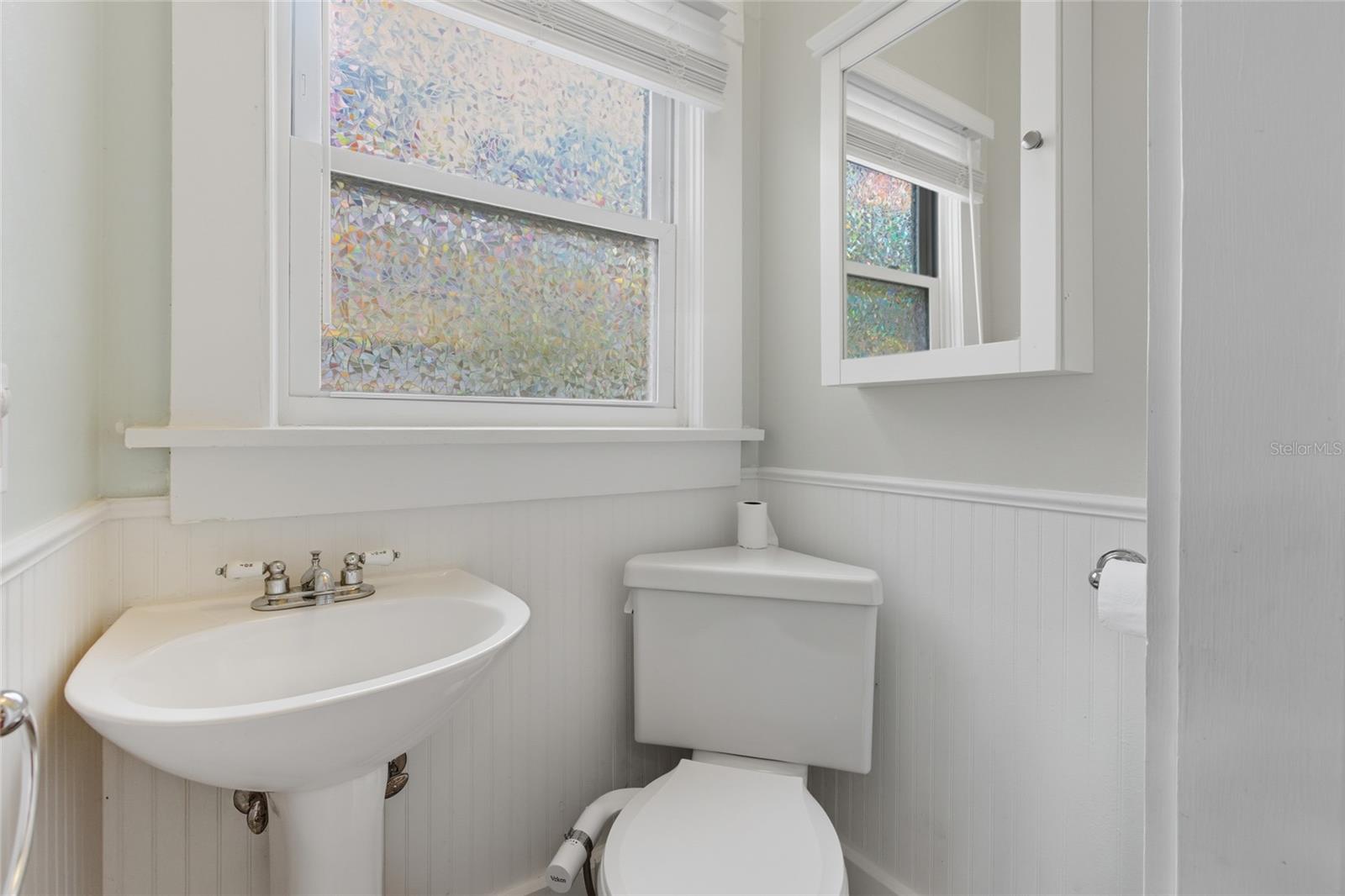 240 9TH AVE N, ST PETERSBURG, FL, 33701