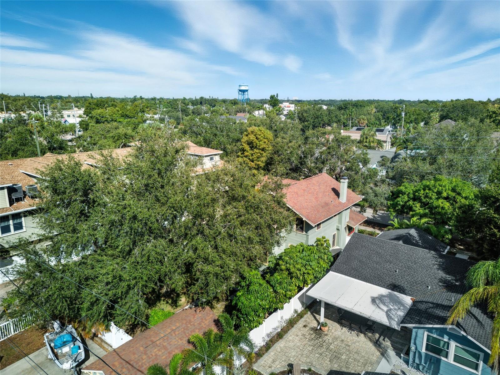 240 9TH AVE N, ST PETERSBURG, FL, 33701