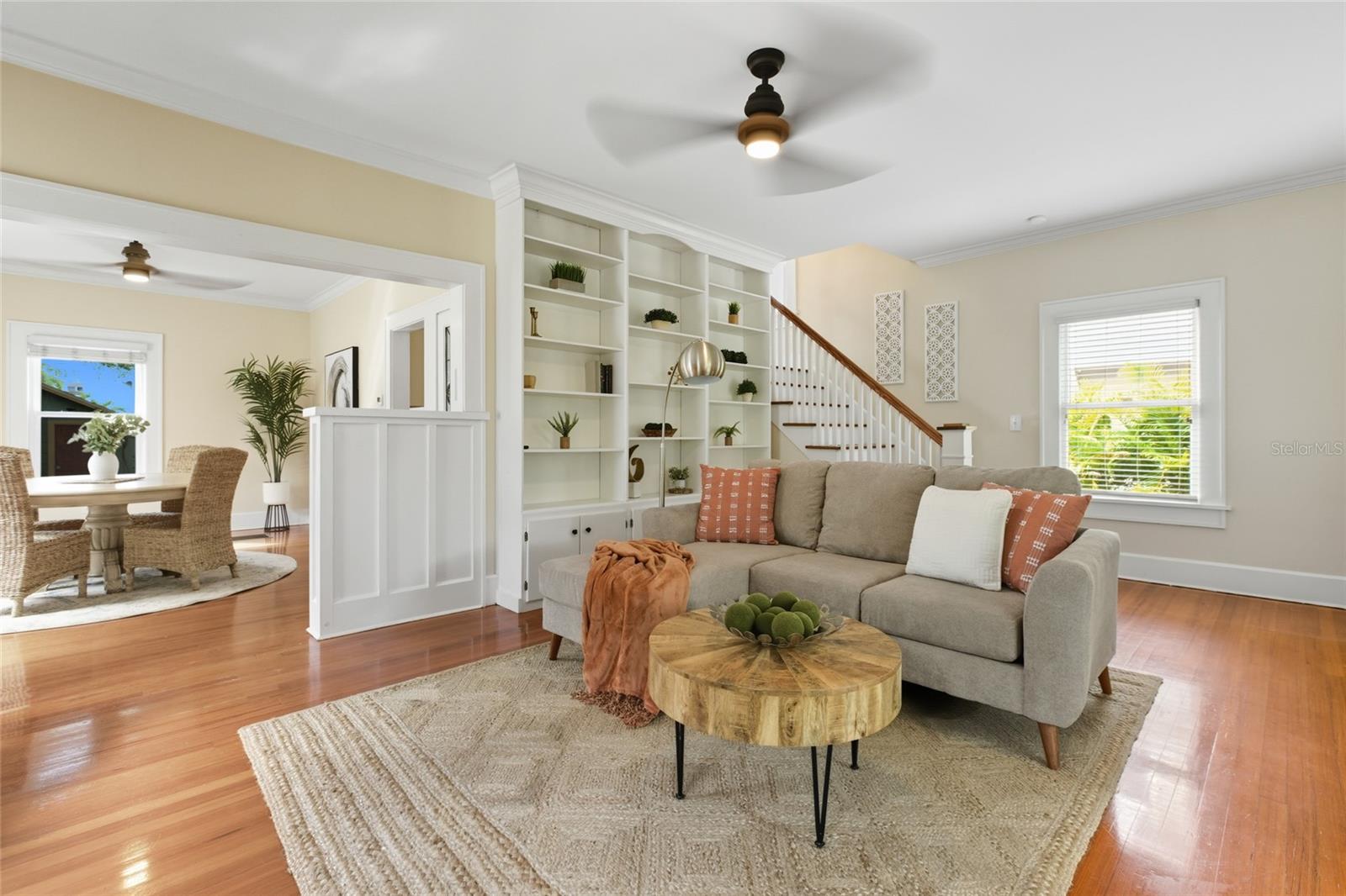 240 9TH AVE N, ST PETERSBURG, FL, 33701