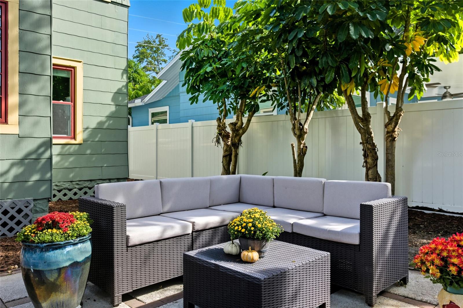 240 9TH AVE N, ST PETERSBURG, FL, 33701