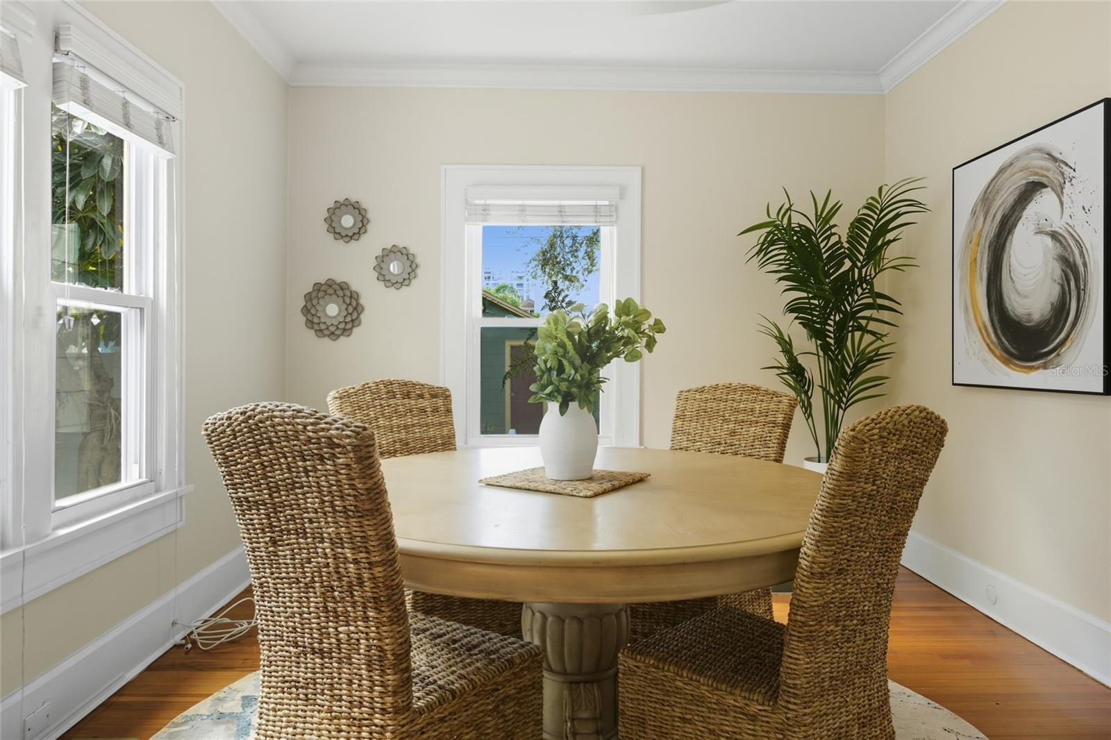 240 9TH AVE N, ST PETERSBURG, FL, 33701