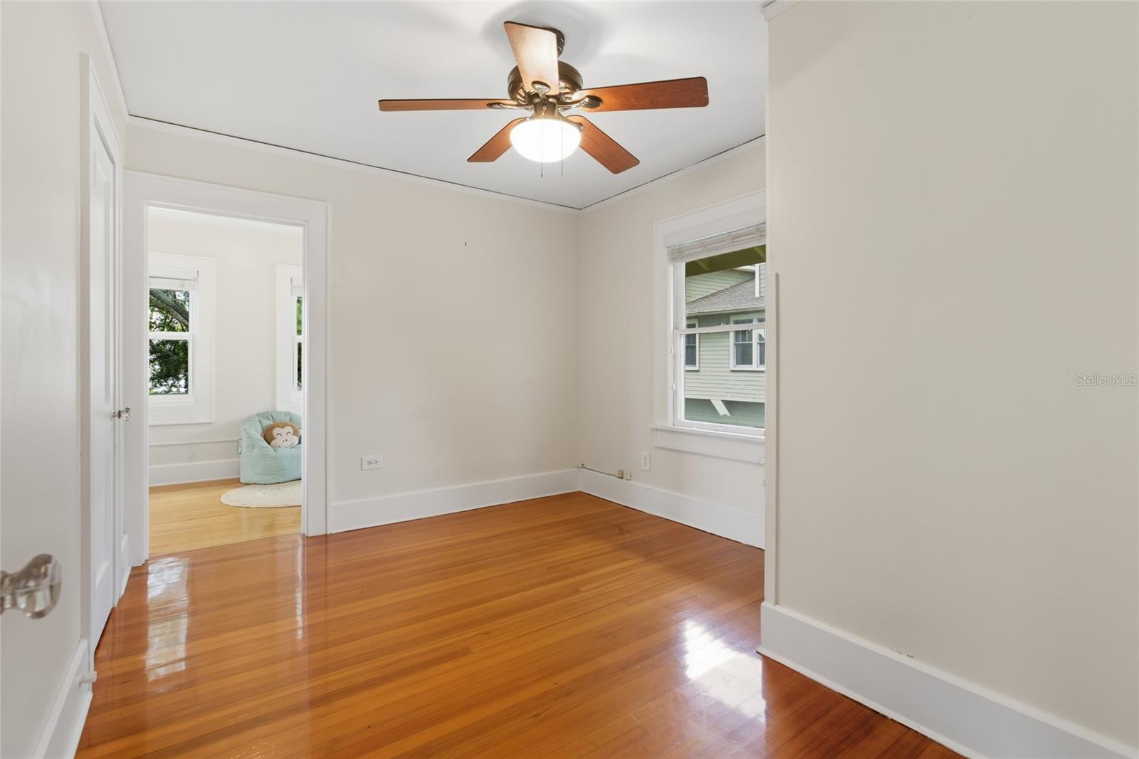 240 9TH AVE N, ST PETERSBURG, FL, 33701