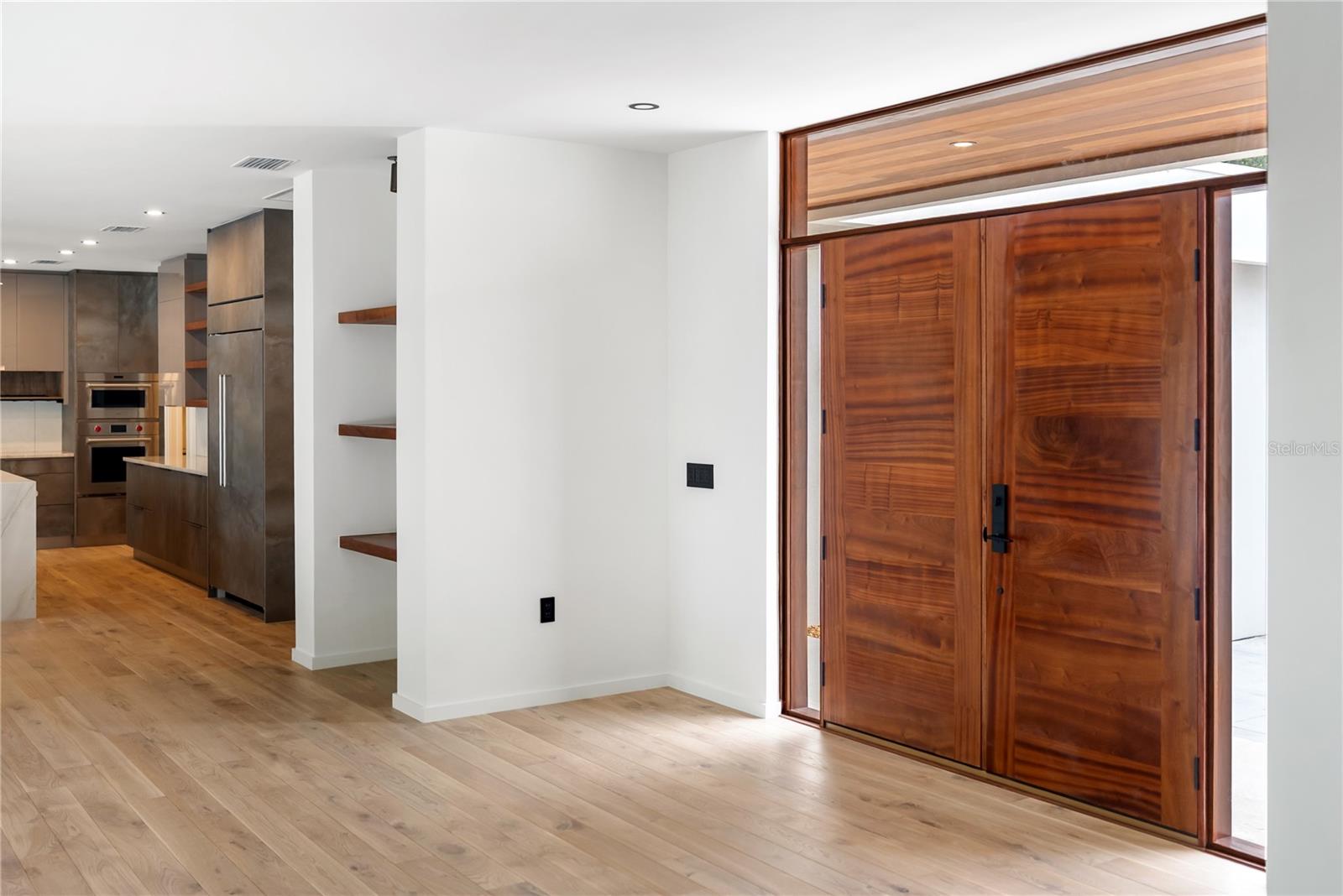 A4666725 Property Photo