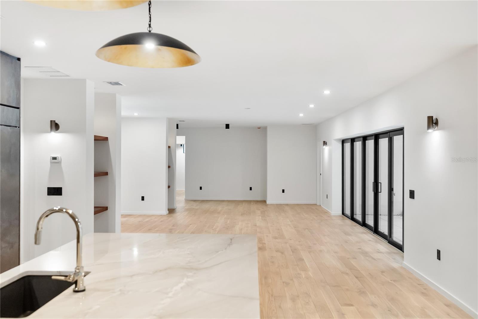 A4666725 Property Photo