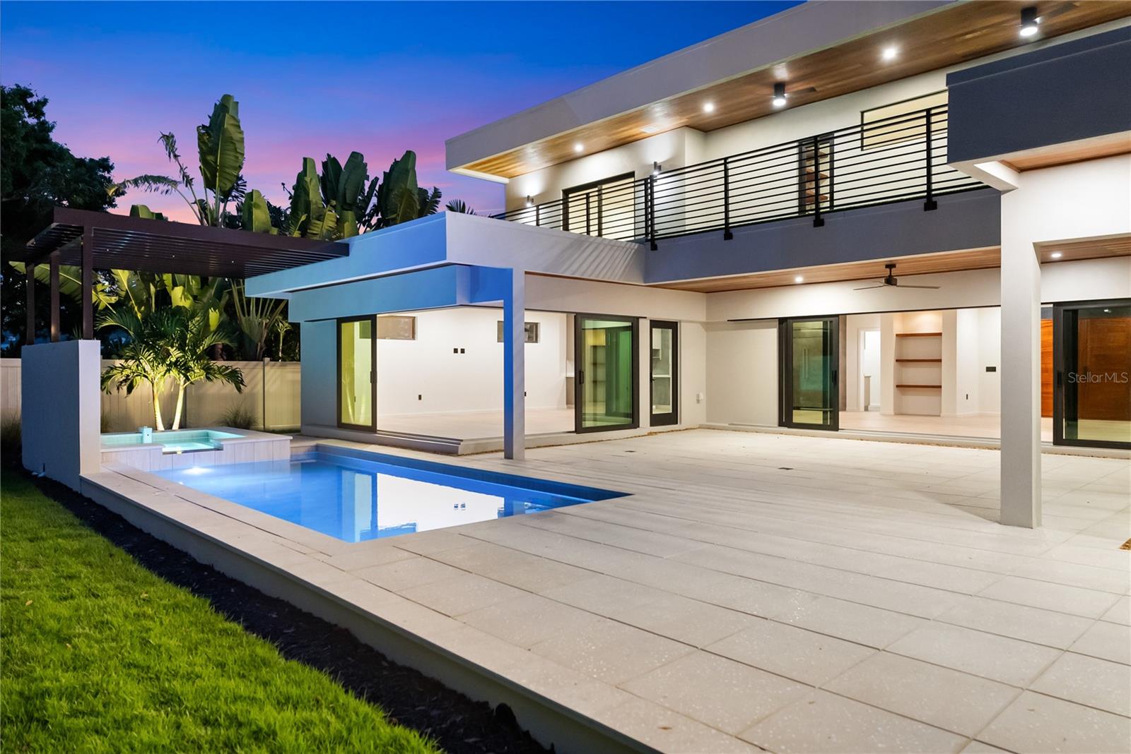 A4666725 Property Photo