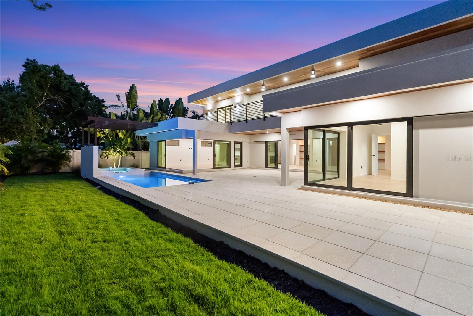 A4666725 Property Photo