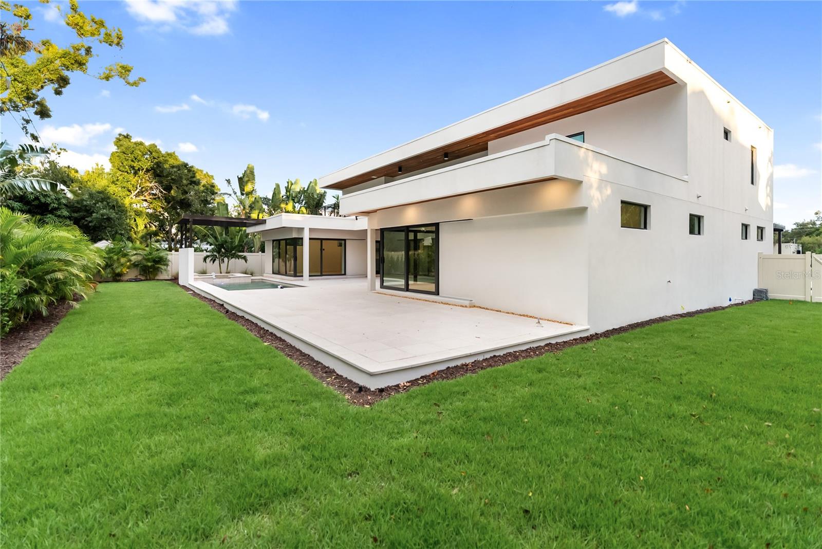 A4666725 Property Photo