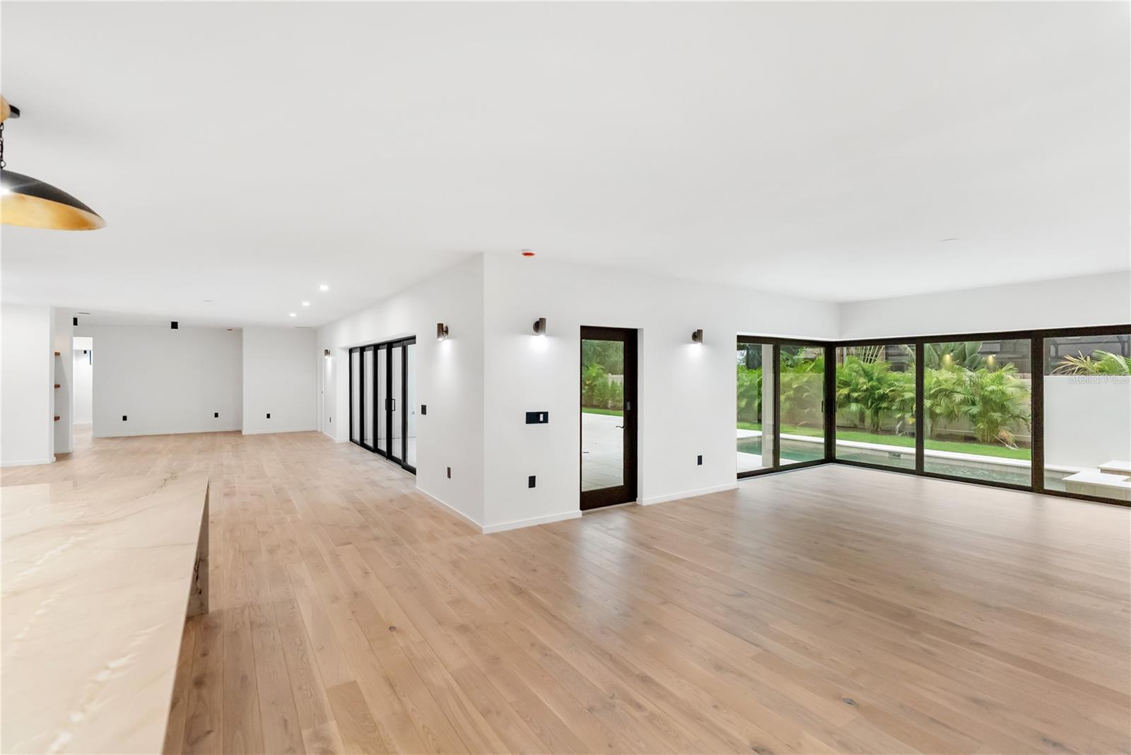 A4666725 Property Photo