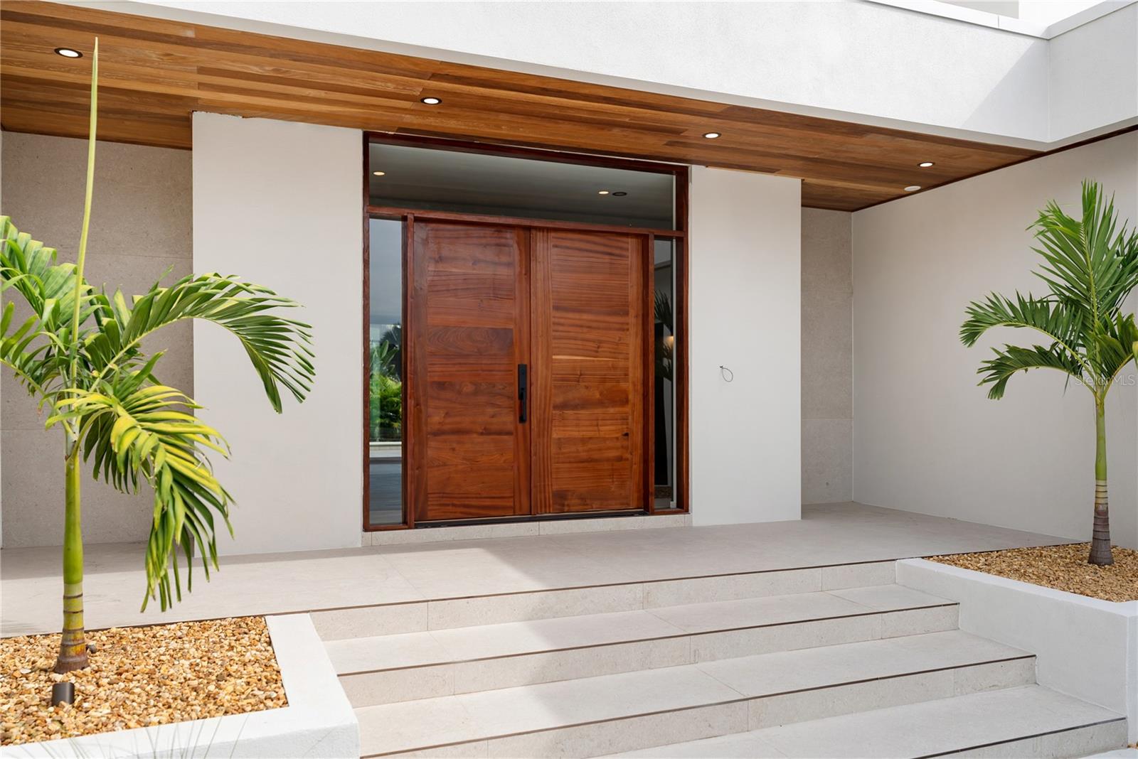 A4666725 Property Photo