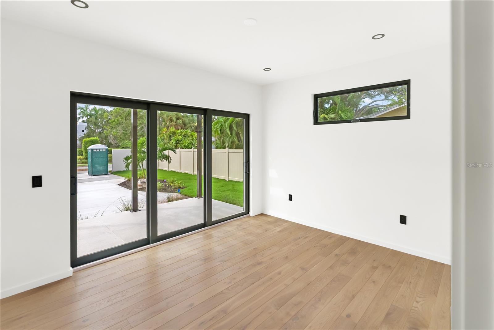 A4666725 Property Photo