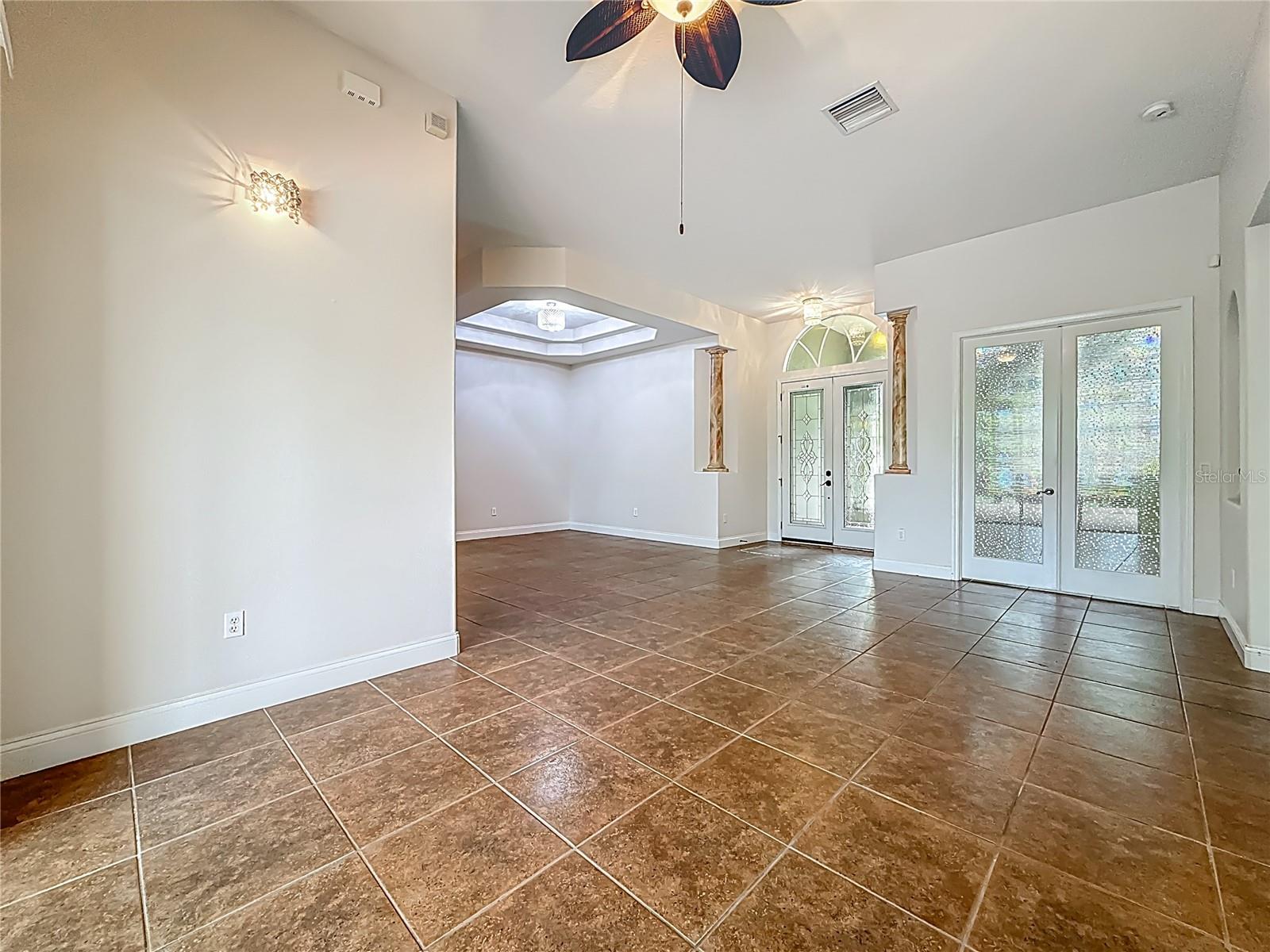 20626 LONGLEAF PINE AVE, TAMPA, FL, 33647