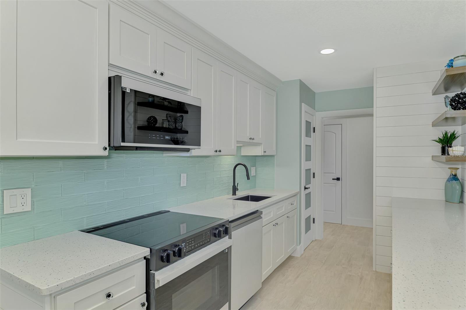 247 ARGUS RD, VENICE, FL, 34293