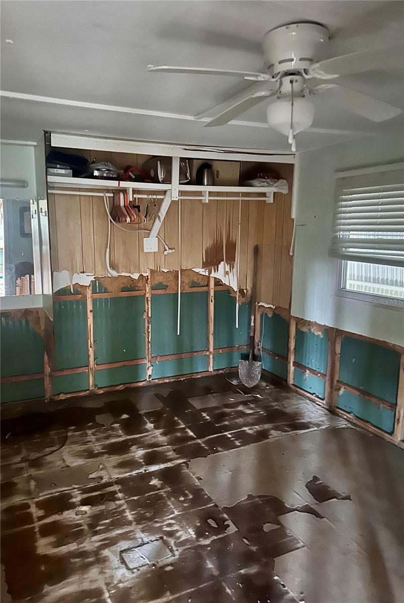 TB8432826 Property Photo