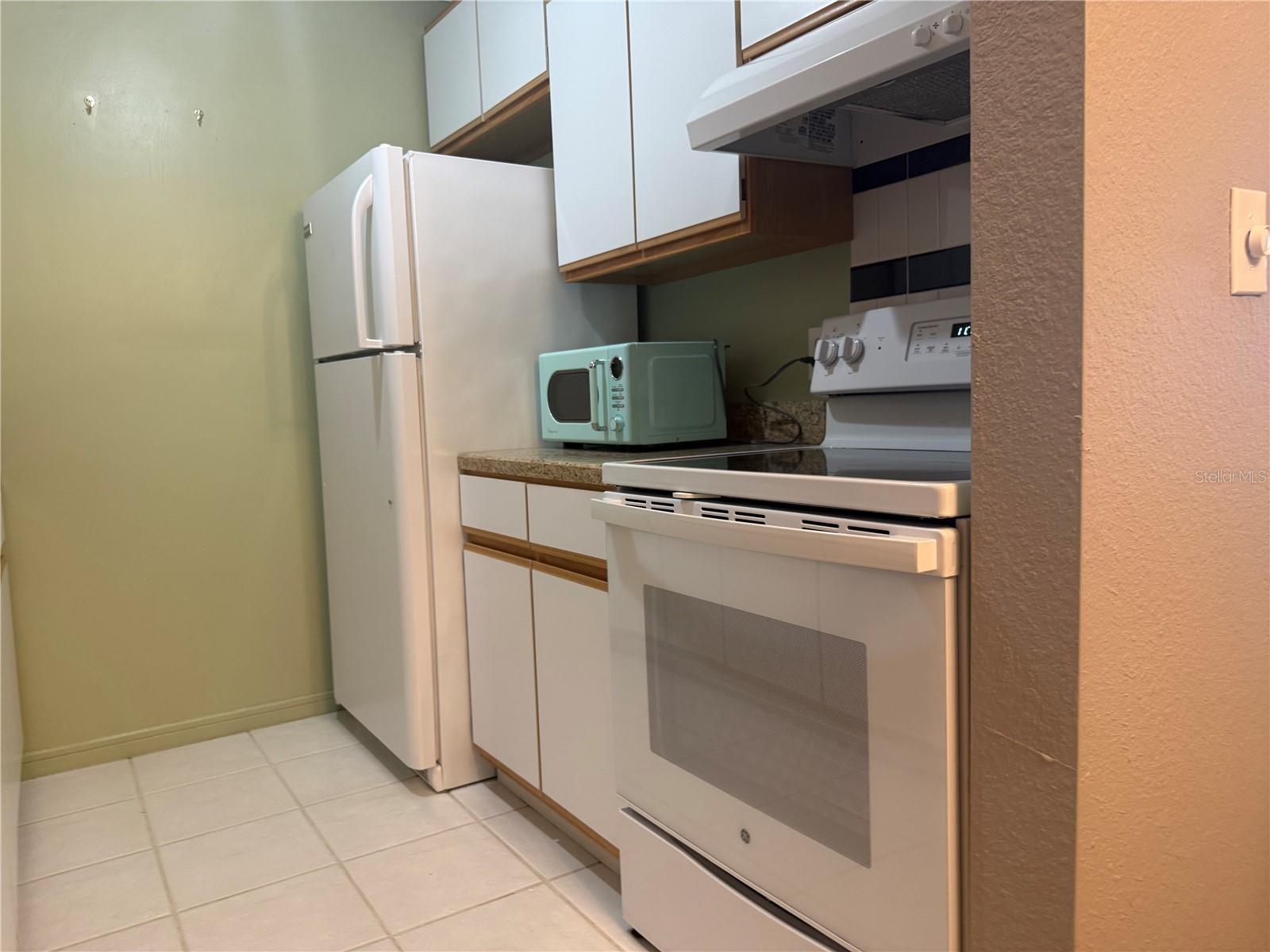 TB8432828 Property Photo