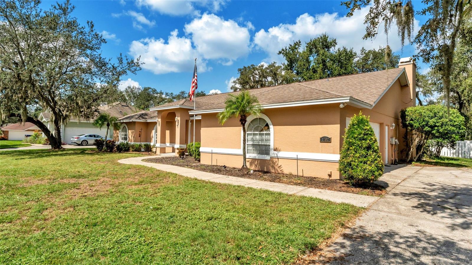 1702 SHERWOOD LAKES BLVD, LAKELAND, FL, 33809