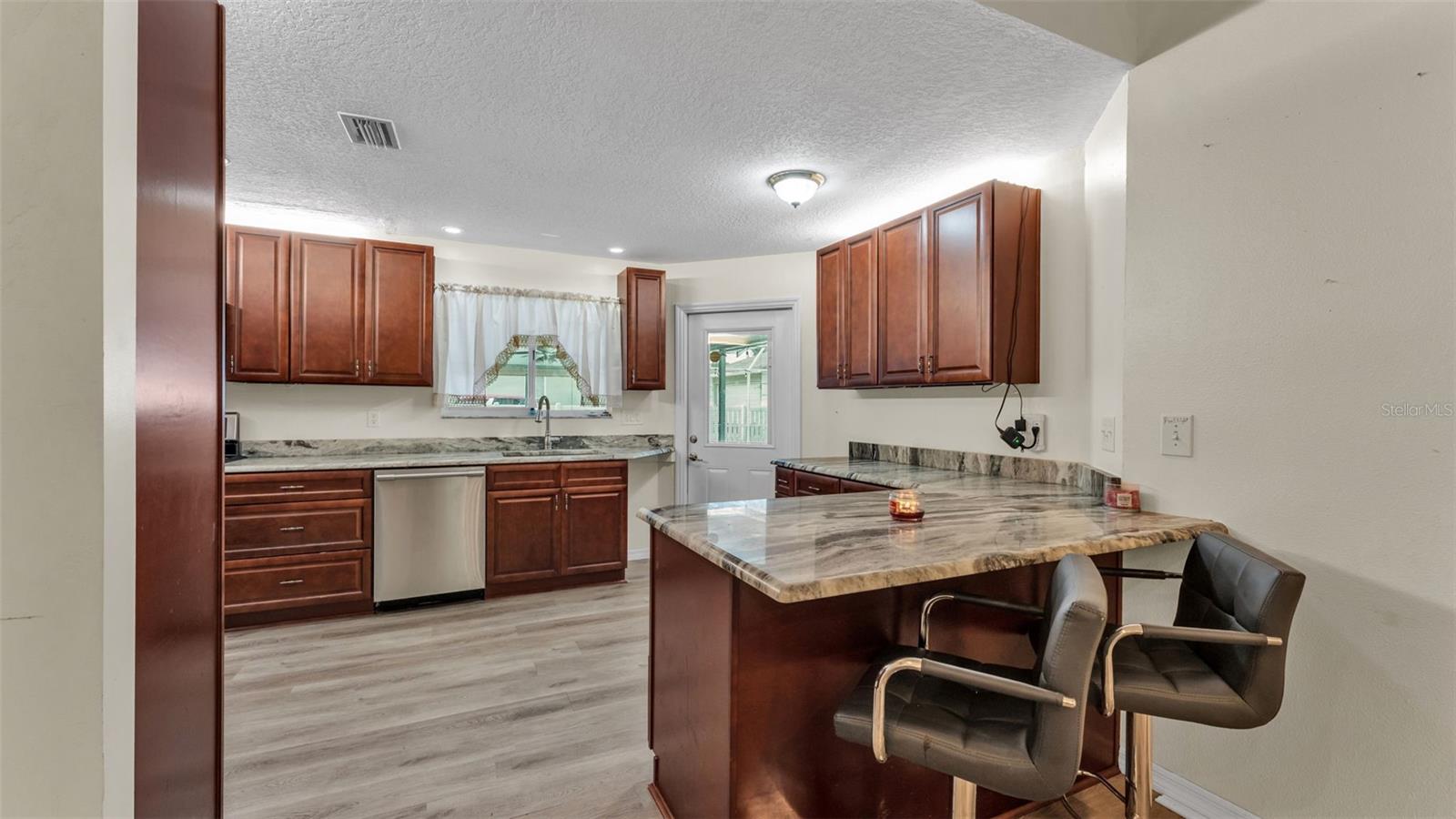 1702 SHERWOOD LAKES BLVD, LAKELAND, FL, 33809