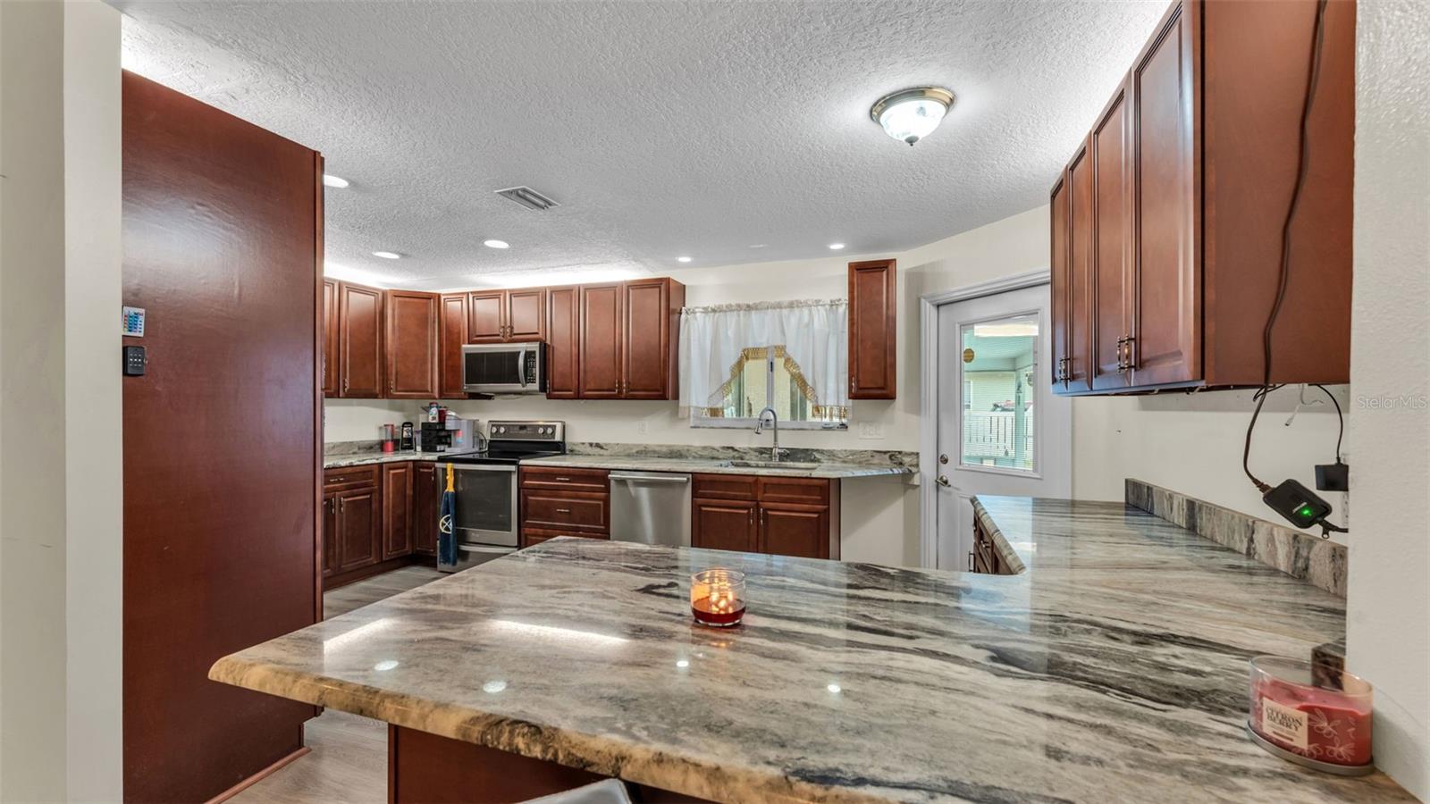 1702 SHERWOOD LAKES BLVD, LAKELAND, FL, 33809