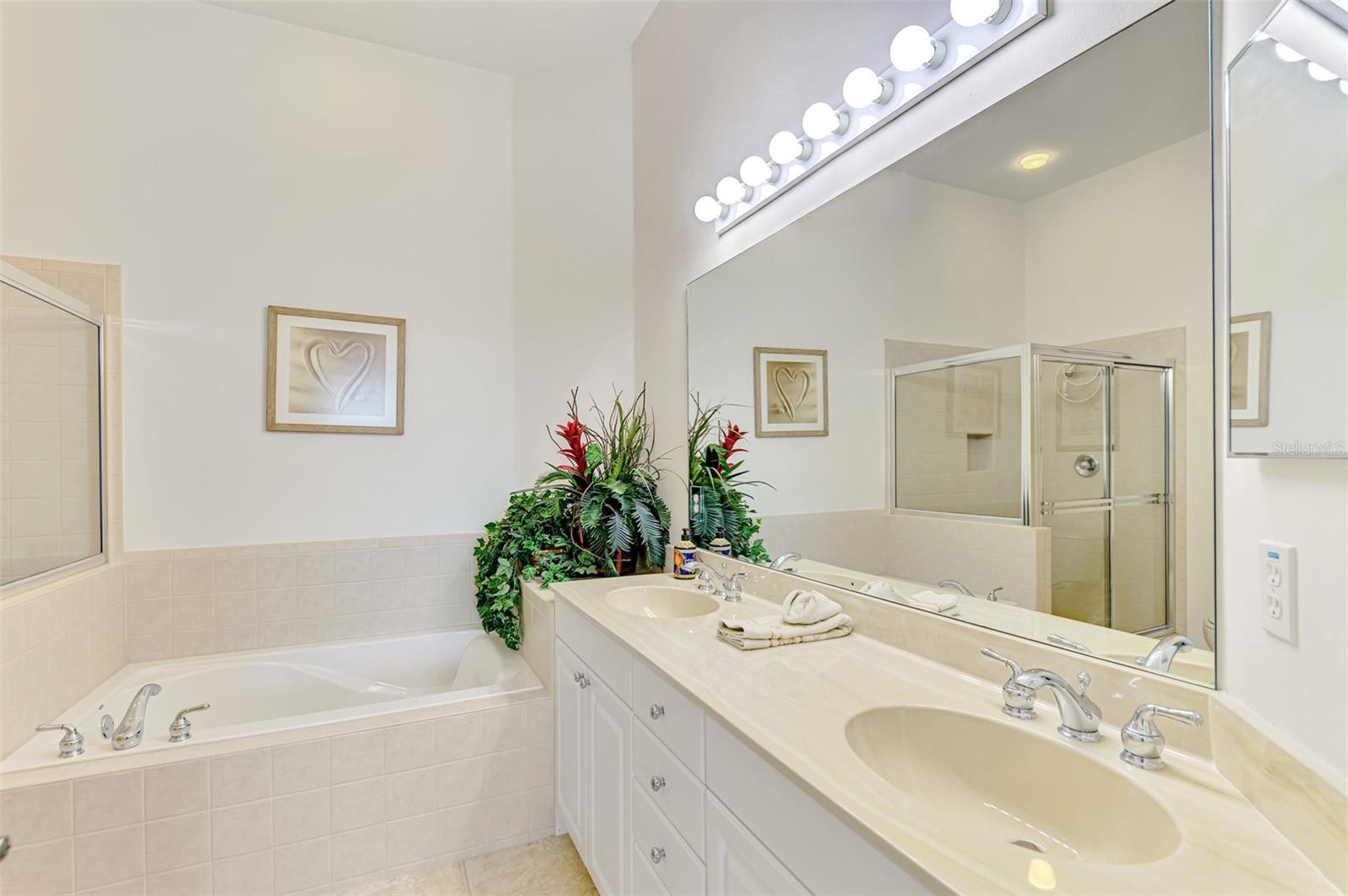 3353 GRAND VISTA CT #201, PORT CHARLOTTE, FL, 33953