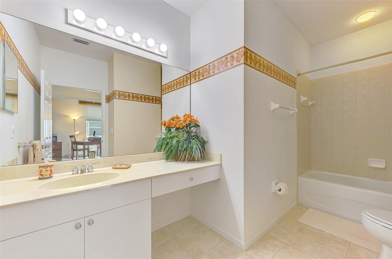 3353 GRAND VISTA CT #201, PORT CHARLOTTE, FL, 33953