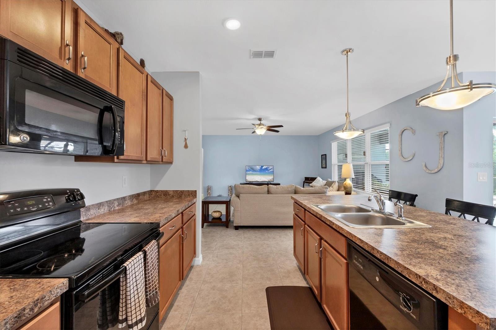 15081 ALDAMA CIR, PORT CHARLOTTE, FL, 33981